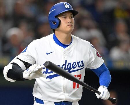 大谷翔平　第１打席で異例の光景　マウンドから降りる→ベンチ前で慌ただしく打席準備