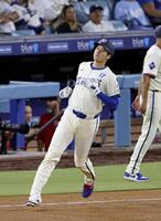 　ナショナルズ戦の７回、遊ゴロに倒れたドジャース・大谷＝ロサンゼルス（共同）