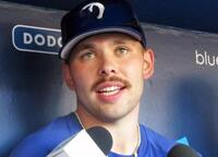 　ドジャース・ダルトン・ラッシング