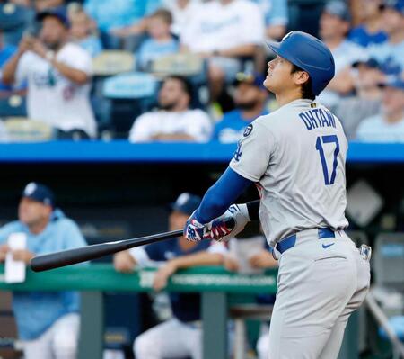 大谷翔平　先頭弾！前半戦２９発　ベーブらに続く史上４人目驚異のペース　ロバーツ監督「もう褒める言葉が足りない」