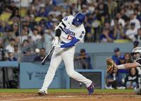 大谷翔平、5年連続30号 3戦ぶり豪快ムーンショットに本拠地