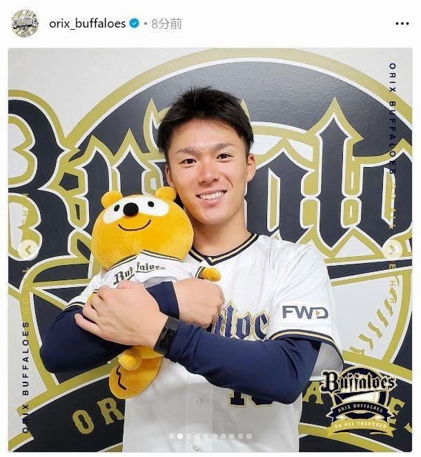　オリックスの球団公式インスタグラム（ｏｒｉｘ＿ｂｕｆｆａｌｏｅｓ）より＝２０２３年