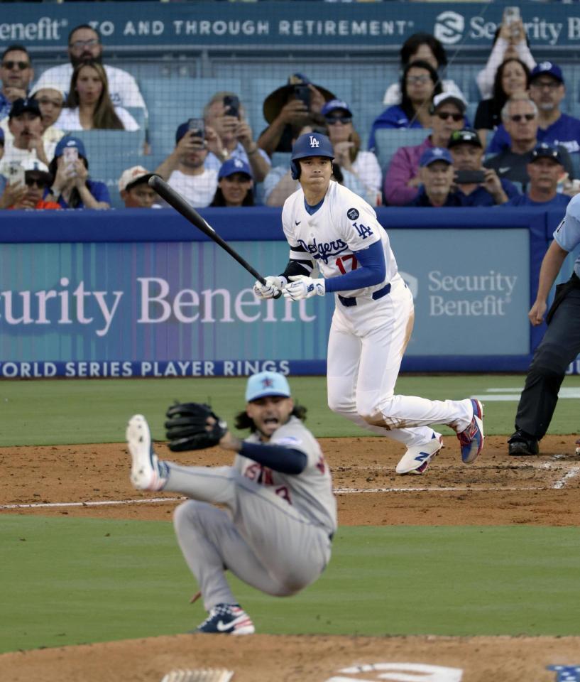 　３回、投手マクラーズ直撃の打球を放つ大谷。記録は遊直（共同）