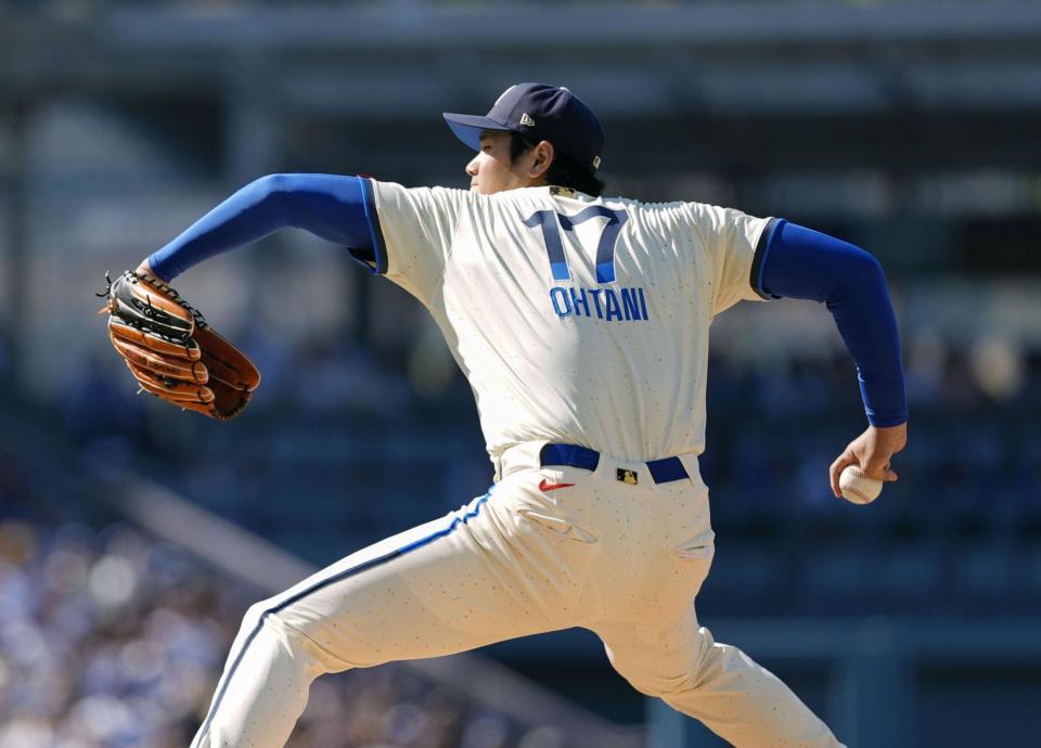 　アストロズ戦に先発登板したドジャース・大谷。２回を投げて１安打無失点、３奪三振だった＝ロサンゼルス（共同）