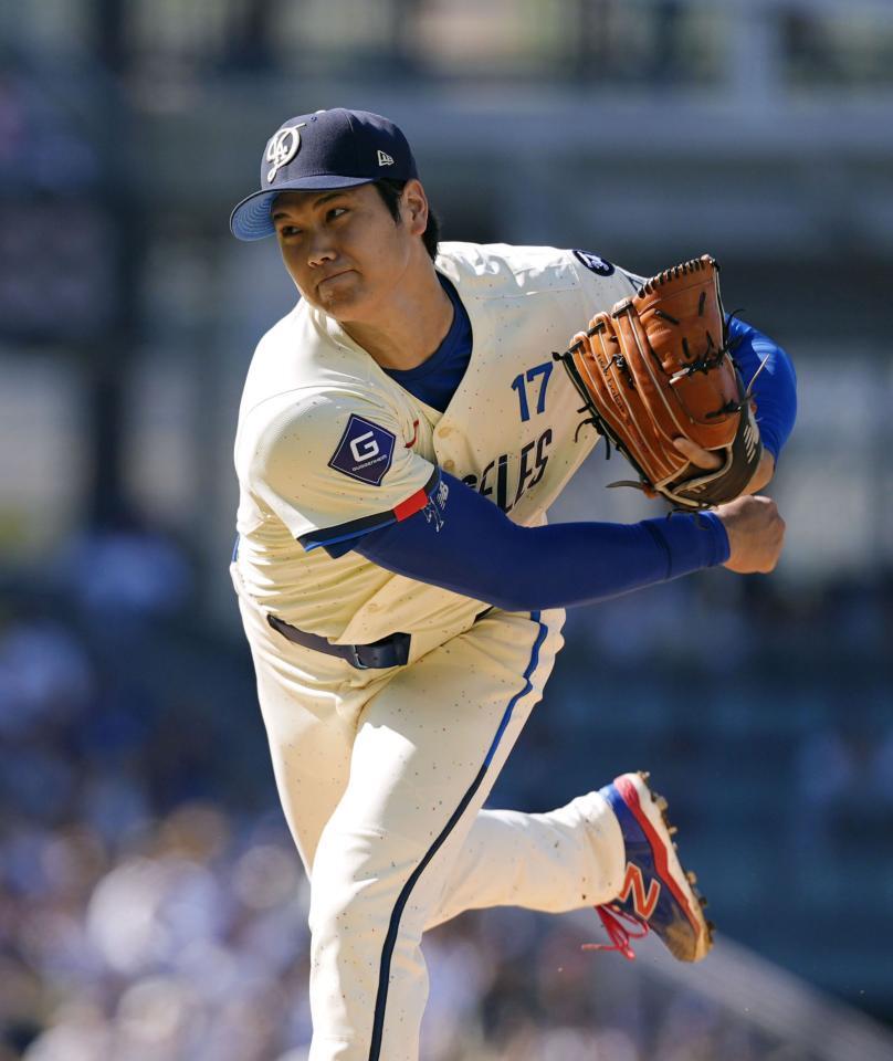 　アストロズ戦に先発登板したドジャース・大谷。２回を投げて１安打無失点、３奪三振だった（提供・共同通信社）