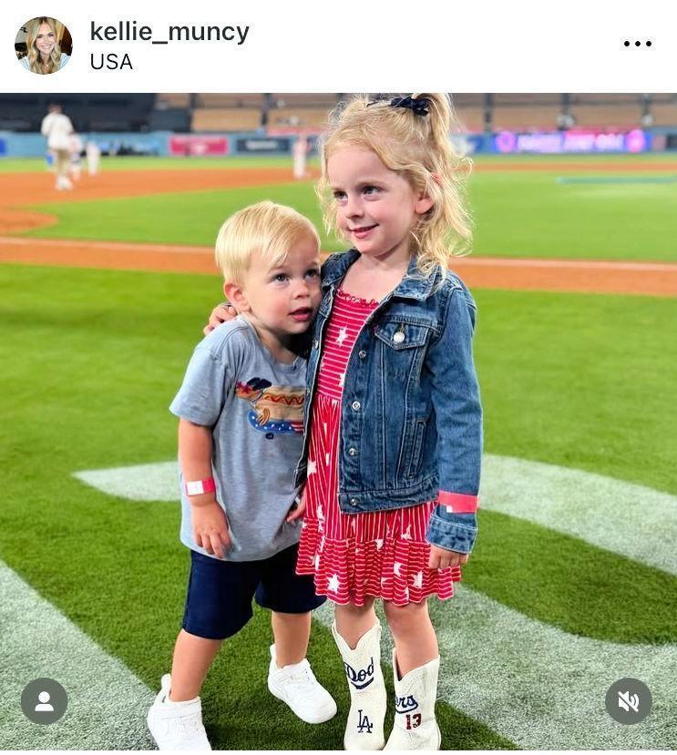 マンシーの妻ケリーさんのインスタグラム＠ｋｅｌｌｉｅ＿ｍｕｎｃｙより