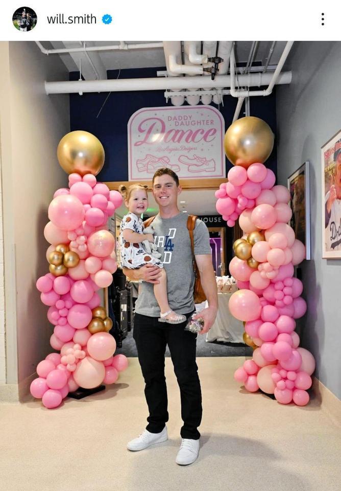 　スミスのインスタグラム（ｗｉｌｌ．ｓｍｉｔｈ）より