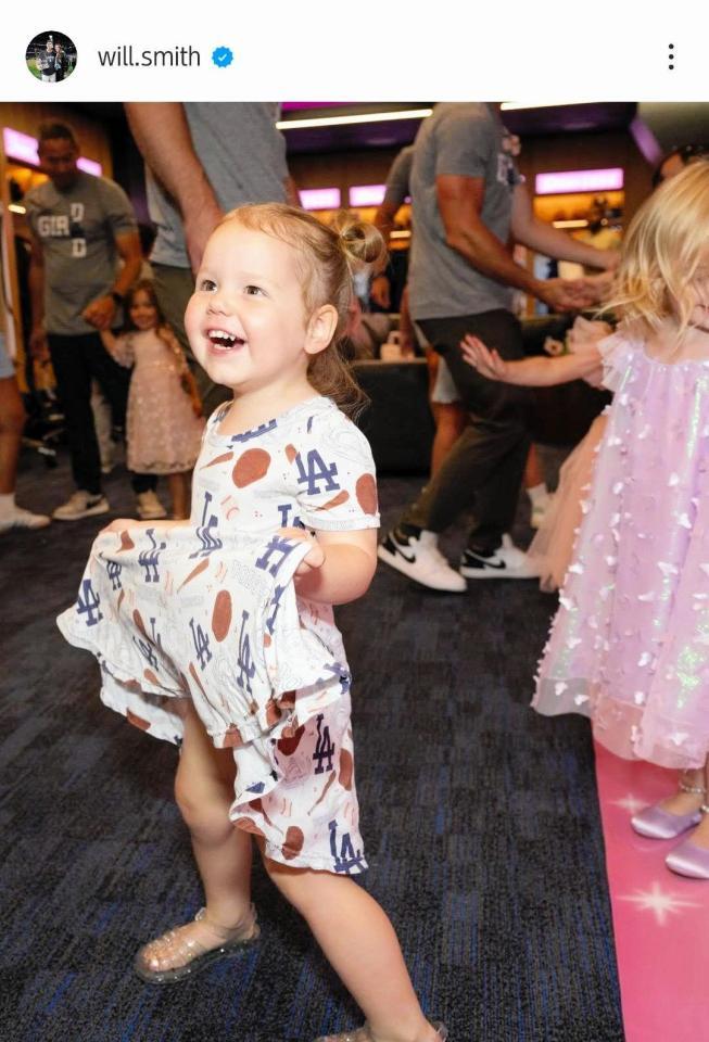 　スミスのインスタグラム（ｗｉｌｌ．ｓｍｉｔｈ）より