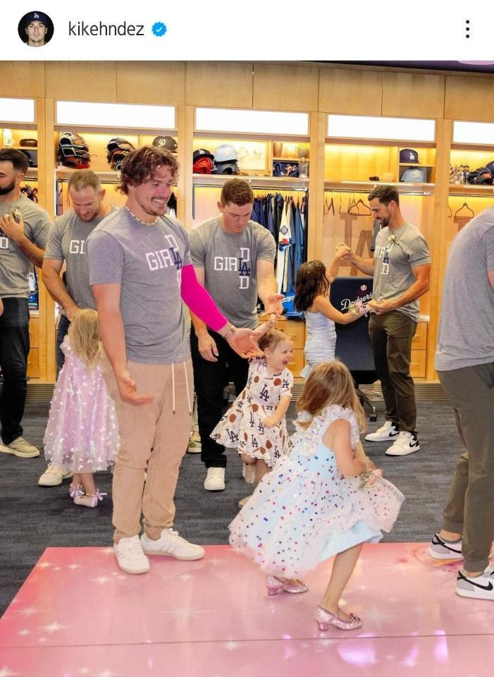 　キケ・ヘルナンデスのインスタグラム（ｋｉｋｅｈｅｎｄｅｚ）より