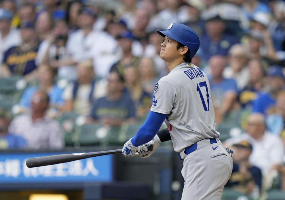 　ブルワーズ戦の１回、３１号ソロを放つドジャース・大谷（共同）