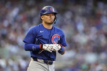 　ツインズ戦の４回、四球を選んだカブス・鈴木（ゲッティ＝共同）