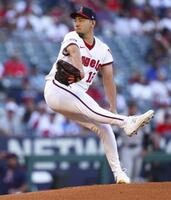 　先発し、５回２／３を３失点で４勝目を挙げた菊池（ＡＰ＝共同）