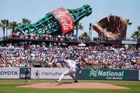 　ジャイアンツ戦に先発登板したドジャース・大谷（共同）