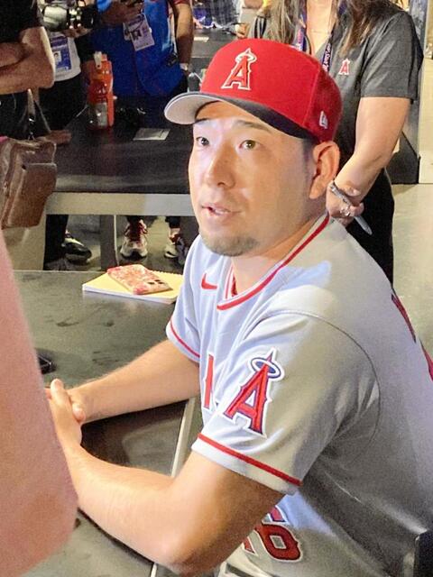 戦わずして勝つTシャツ　菊池雄星　投手 戦わずして勝つTシャツ 菊池雄星 投手