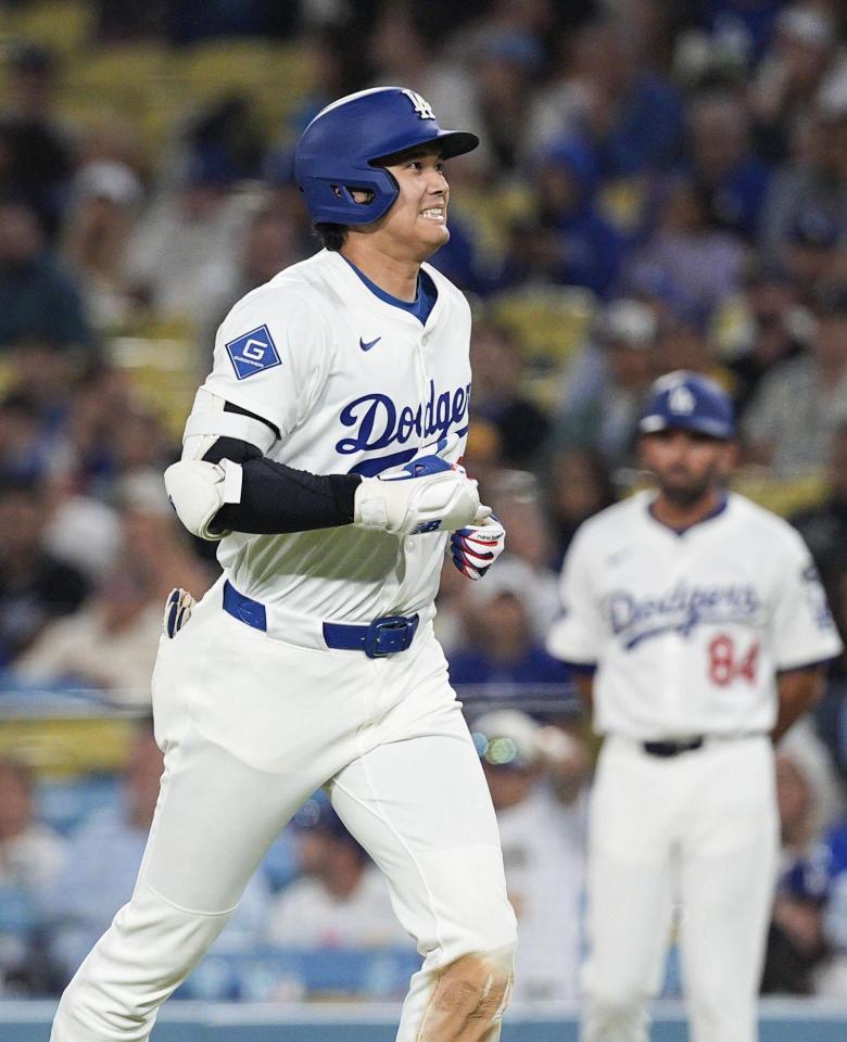 　ブルワーズ戦の９回、左飛に倒れたドジャース・大谷。４打数無安打に終わった（共同）