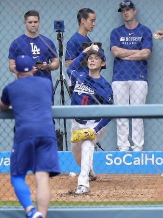 佐々木朗希　ブルペン３０球、最速１５０キロ　ロバーツ監督「順調にスピードが上がっている」　復帰は８月下旬