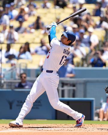 大谷、５戦連続３７号ソロ　日本選手最長記録伸ばす