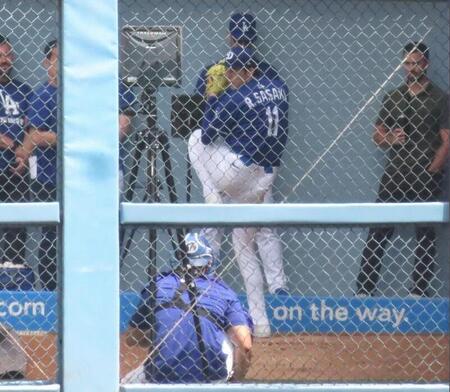 佐々木朗希、月末に打者相手投球決定　ロバーツ監督明かす「状態とてもいい」　実戦復帰には慎重「まだ分からない」　すでに１５０キロ計測　試合前にブルペンで負傷後最多３９球