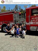 　子どもたちの集合写真。ケリー・マンシーさんのインスタグラム（ｋｅｌｌｉｅ＿ｍｕｎｃｙ）より