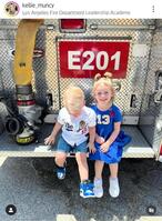 　マンシーの長女ソフィちゃんと長男ワイアット君。ケリー・マンシーさんのインスタグラム（ｋｅｌｌｉｅ＿ｍｕｎｃｙ）より