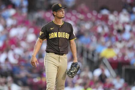 　カージナルス戦の１回、ドノバンに安打を許したパドレスのダルビッシュ＝セントルイス（ＡＰ＝共同）