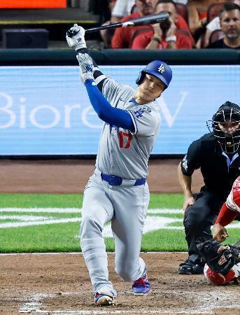 大谷が４三振、５打数無安打　鈴木は二塁打、菊池先発