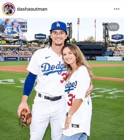 アウトマンの妻ダーシャさんのインスタグラム＠ｄａｓｈａｏｕｔｍａｎより