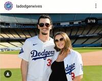 ドジャース奥さま会のインスタグラム＠ｌａｄｏｄｇｅｒｗｉｖｅｓより