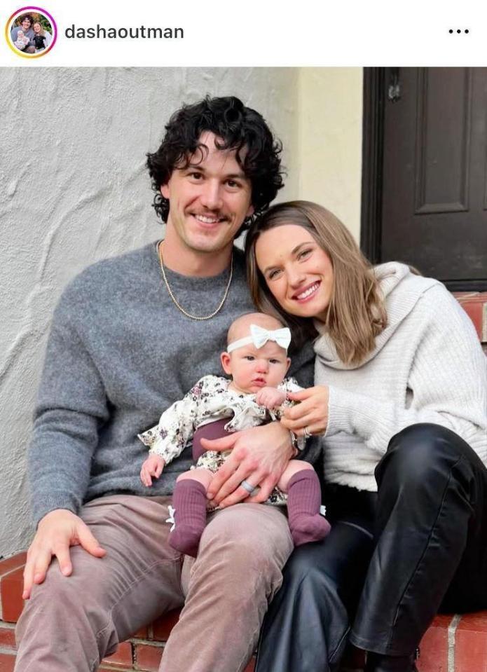 アウトマンの妻ダーシャさんのインスタグラム＠ｄａｓｈａｏｕｔｍａｎより