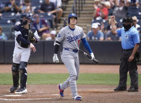 　レイズ戦の９回、空振り三振に倒れたドジャース・大谷（共同）