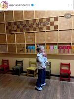 　今年３月、東京おもちゃ美術館で。キケの妻マリアナさんのインスタグラム＠ｍａｒｉａｎａｖｉｃｅｎｔｅより