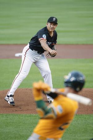 　アスレチックス戦に先発した菅野（共同）