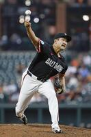 　アスレチックス戦に先発し、７回１失点で９勝目を挙げた菅野（共同）