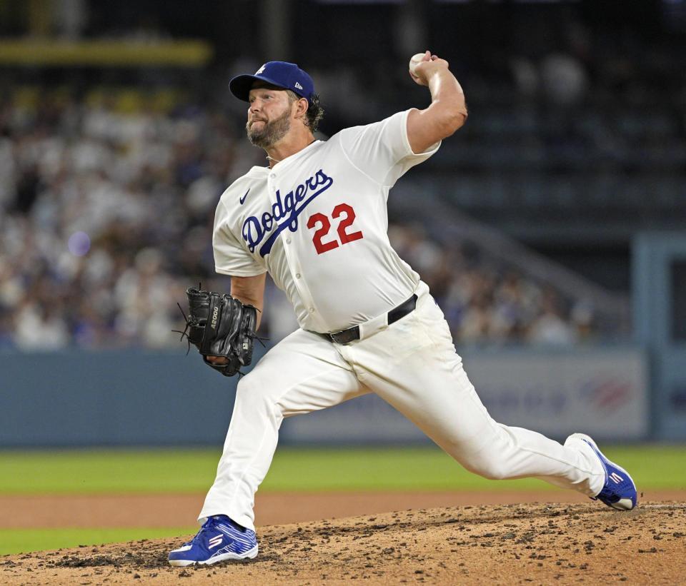 　ブルージェイズ戦に先発したカーショー（共同）