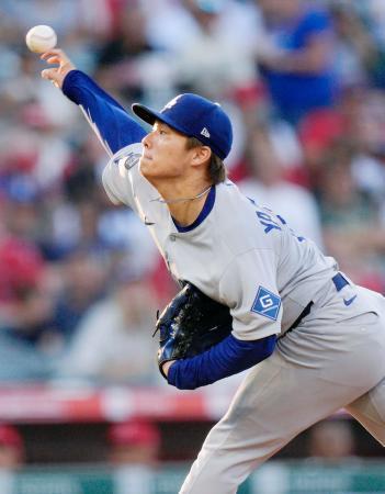 ドジャース山本、一回に2失点 大谷1番、ダルビッシュが先発
