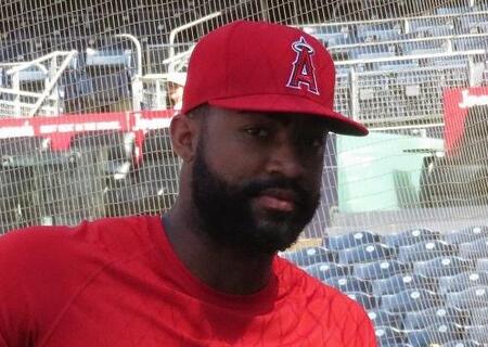 【動画】めっちゃ判定に不服そう！エンゼルス・アデルが退場で球場騒然