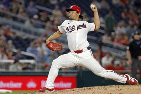 小笠原慎之介がメジャー初勝利　強打者シュワバーを空振り三振　４球で一殺、直後に味方打線が逆転し白星が転がり込む