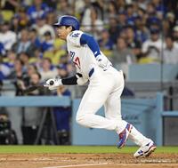 　３回、無死満塁で二ゴロだった大谷。併殺は免れ１打点を挙げた（共同）