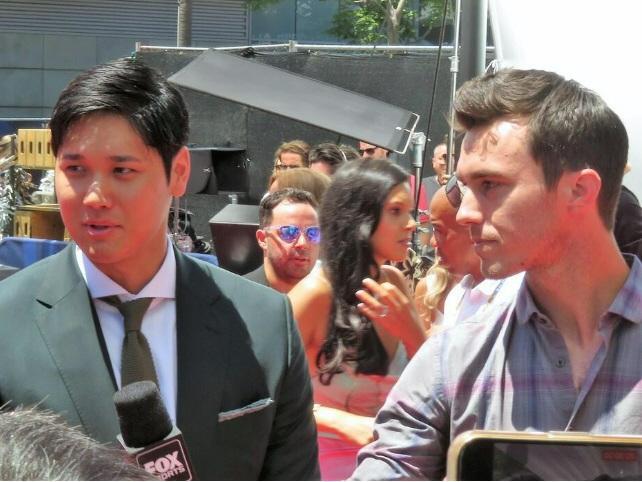 　ドジャース・大谷翔平とベン・バーランダー氏（２２年撮影）