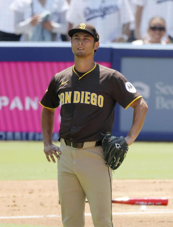 　ドジャース戦の１回、フリーマンに３ランを浴びたパドレスのダルビッシュ（共同）