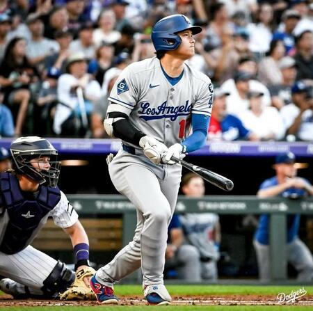 ドジャース圧勝　大谷翔平は４４号ソロ、リーグトップに並ぶ６戦ぶり一発　チームは先発全員１８安打、１１得点の猛攻