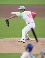 　ドジャース戦に先発したパドレスのダルビッシュ＝サンディエゴ（共同）
