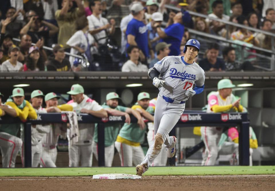 　パドレス戦の９回、中飛に倒れたドジャース・大谷。３打数無安打に終わった＝サンディエゴ（共同）