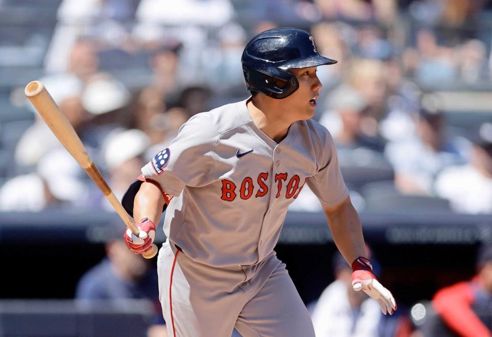 　２回、中前打を放つレッドソックス・吉田（ゲッティ＝共同）