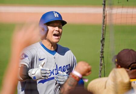 大谷翔平 リーグトップ45号 九回松井撃ち 同地区ライバルとの最終戦勝ってマジック「31」点灯