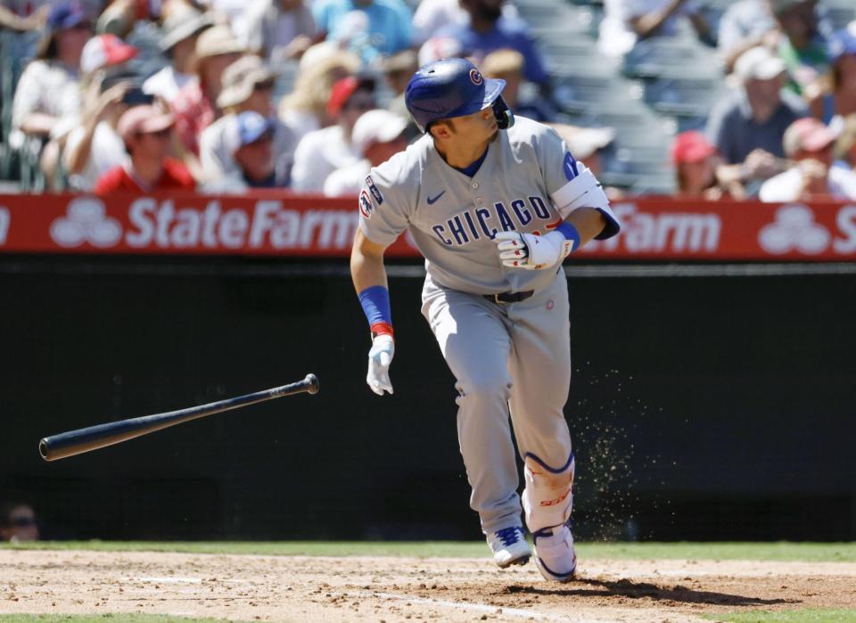 　５回、左前打を放つ鈴木（共同）