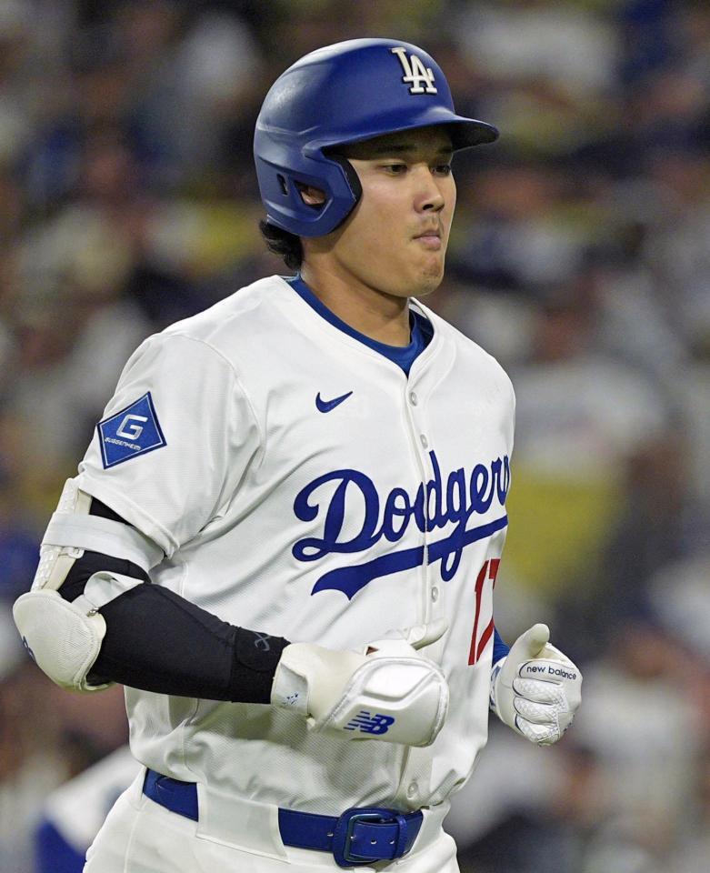 　５回、一ゴロに倒れた大谷（共同）