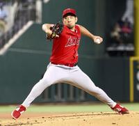 　レンジャーズ戦に先発したエンゼルス・菊池（イマジンイメージズ・ロイター＝共同）