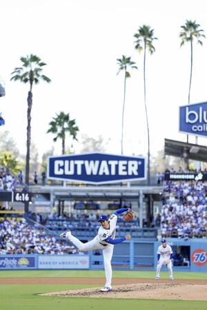 　レッズ戦に先発登板したドジャース・大谷（共同）