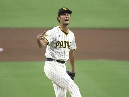 　３回、リベラに２点打を許したダルビッシュ（共同）